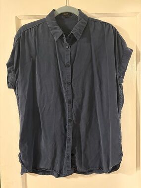 Quince tencel Short-Sleeve Button-Up Shirt in Navy